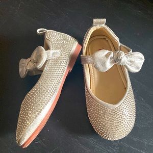 Walafou Toddler Girl’s Rhinestone Dress Shoes